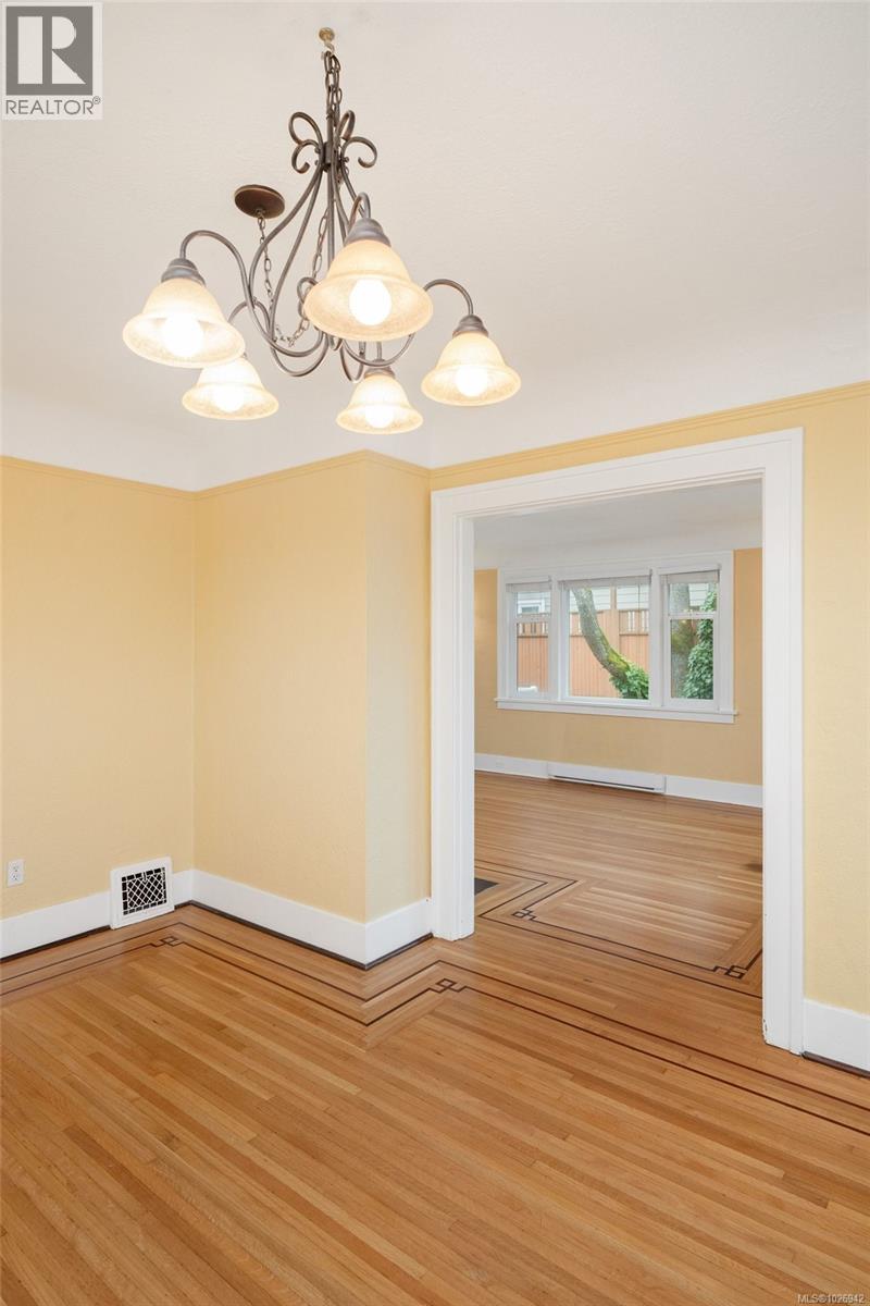 1959 HAMPSHIRE RD - 10