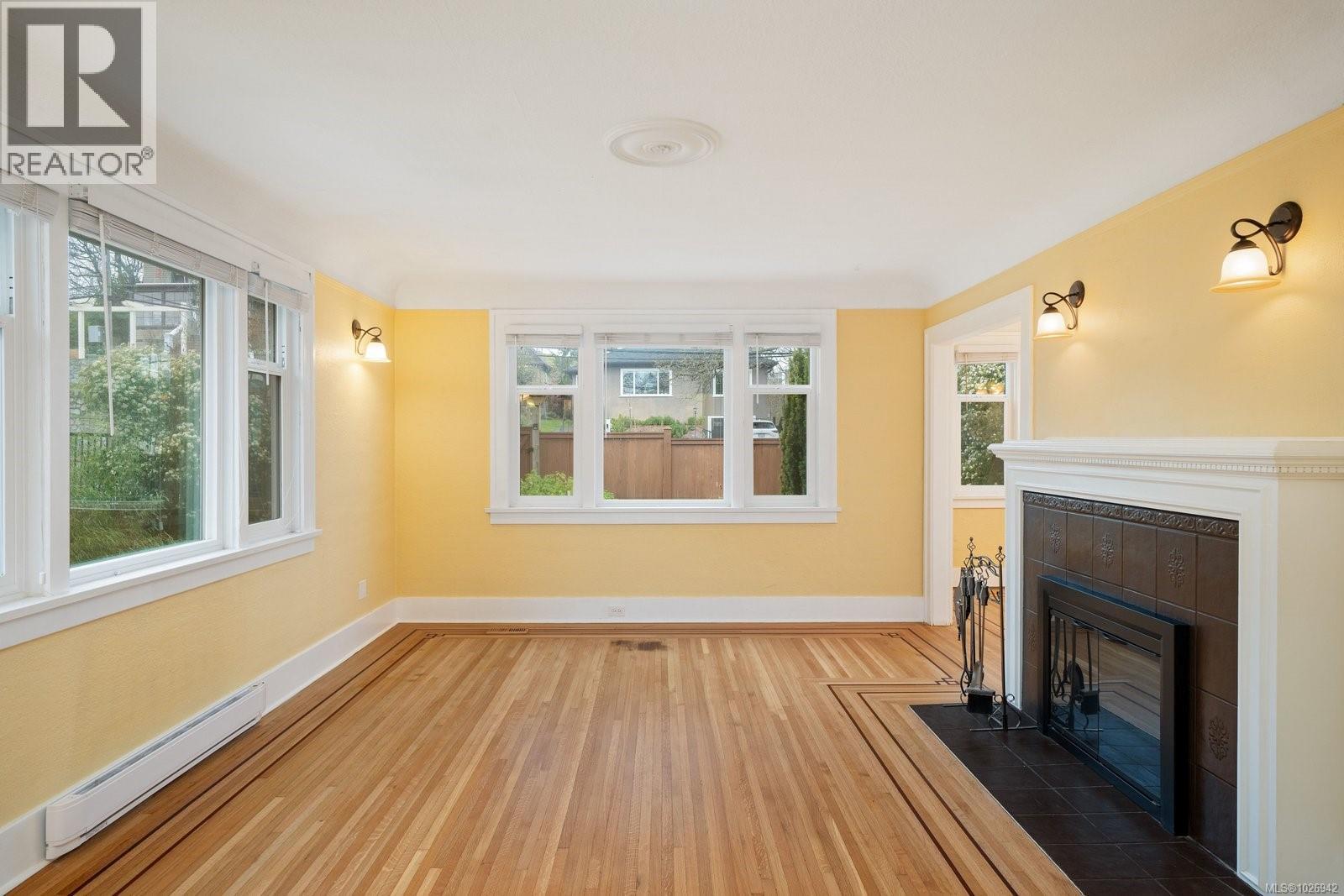 1959 HAMPSHIRE RD - 5