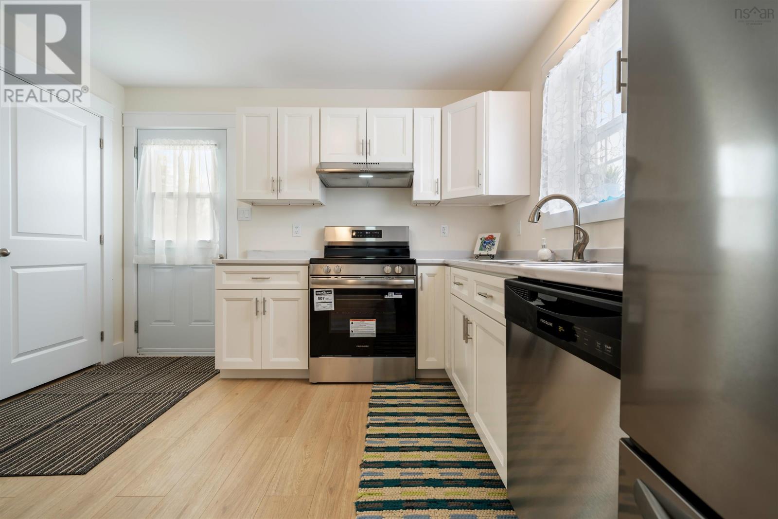 129 JEFFREY LAMBERT DRIVE - 5