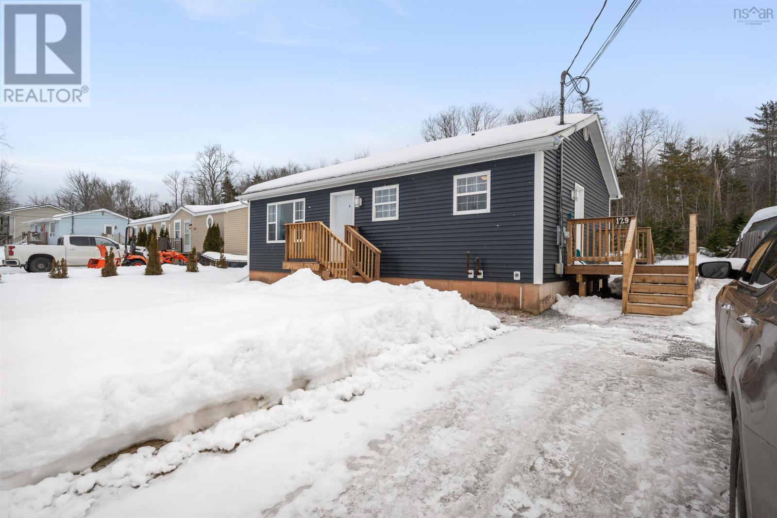 129 JEFFREY LAMBERT DRIVE - 1