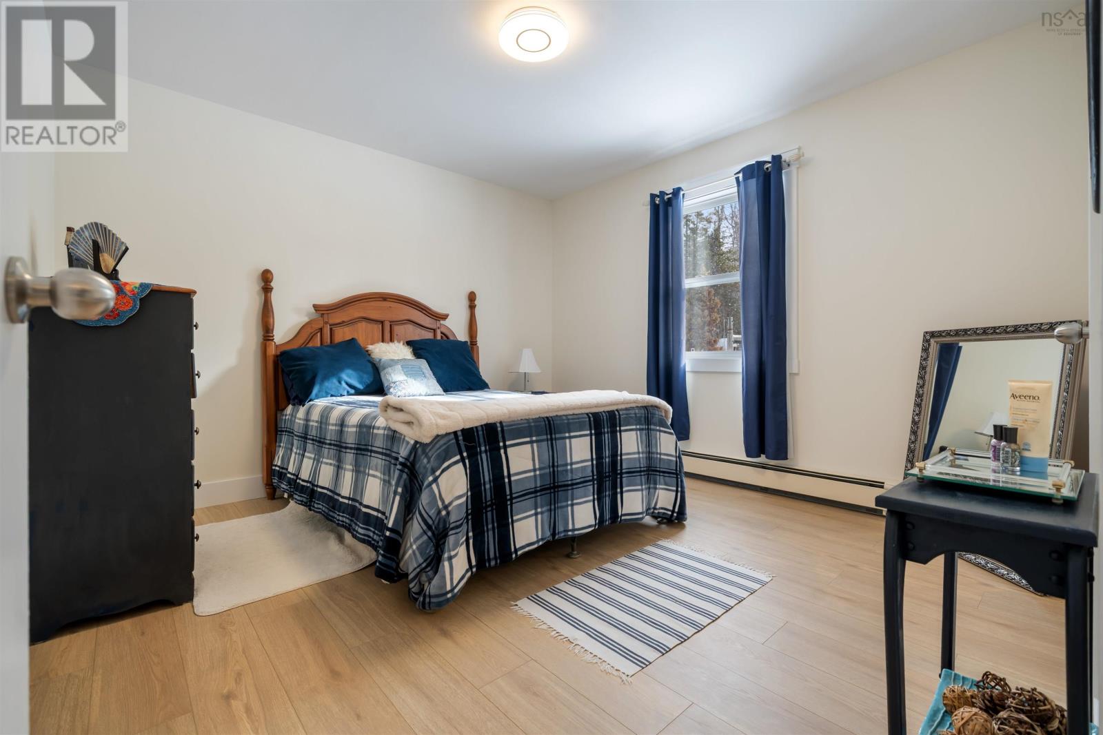 129 JEFFREY LAMBERT DRIVE - 12