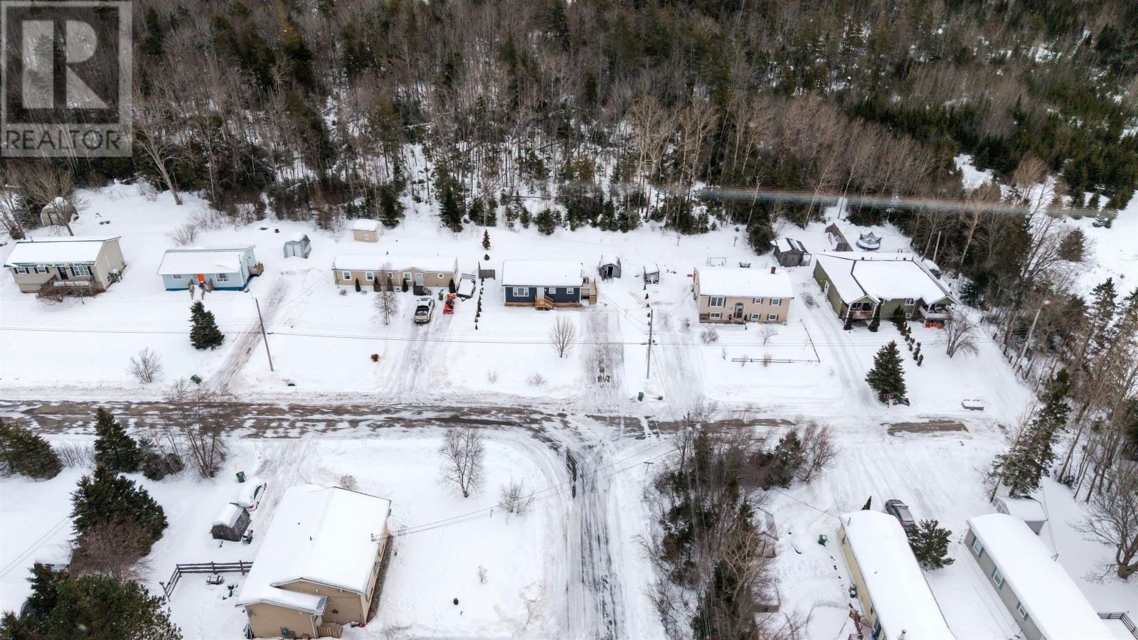 129 JEFFREY LAMBERT DRIVE - 34