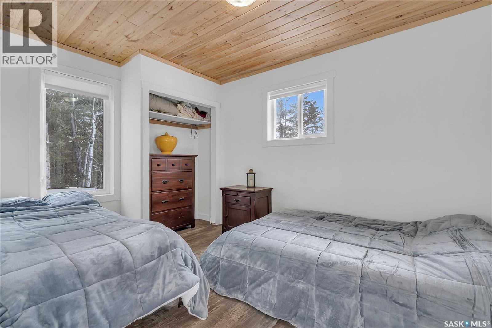 102 Moore DRIVE - 36
