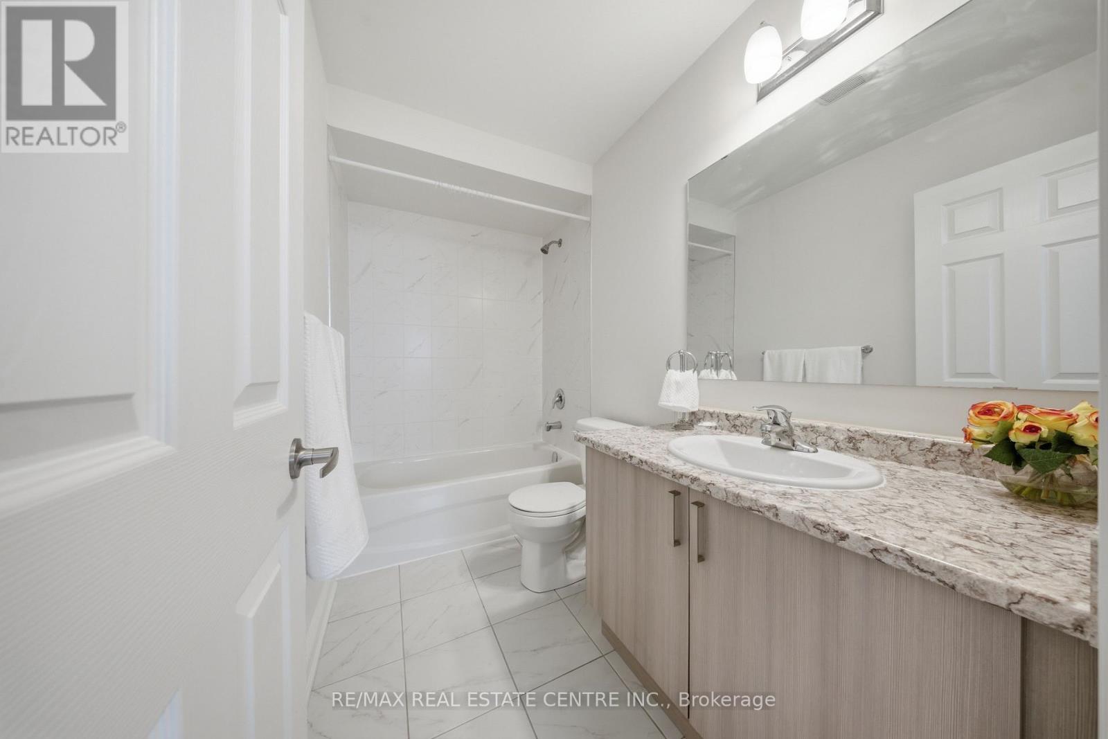 524 BROOKS STREET - 25