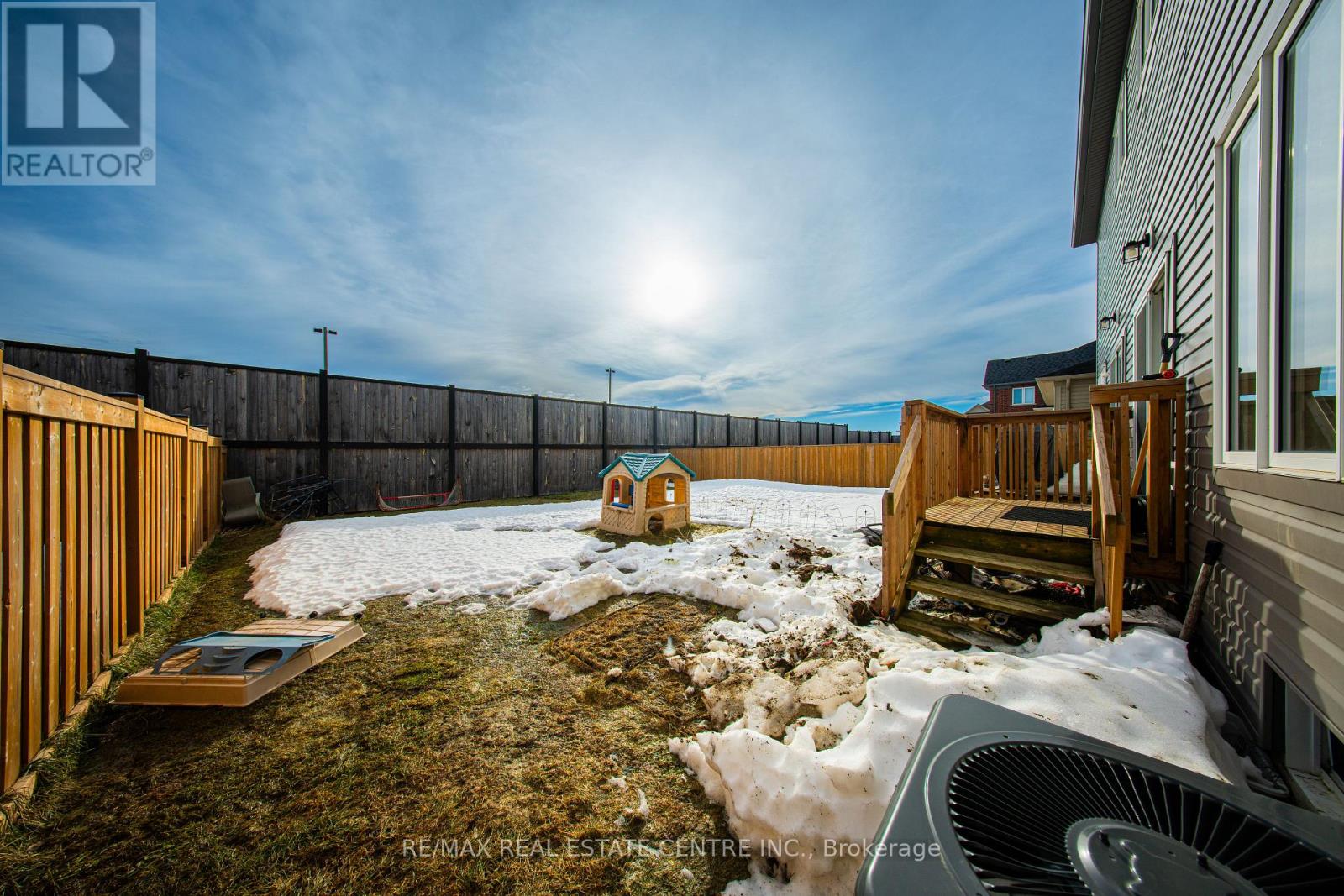 524 BROOKS STREET - 33