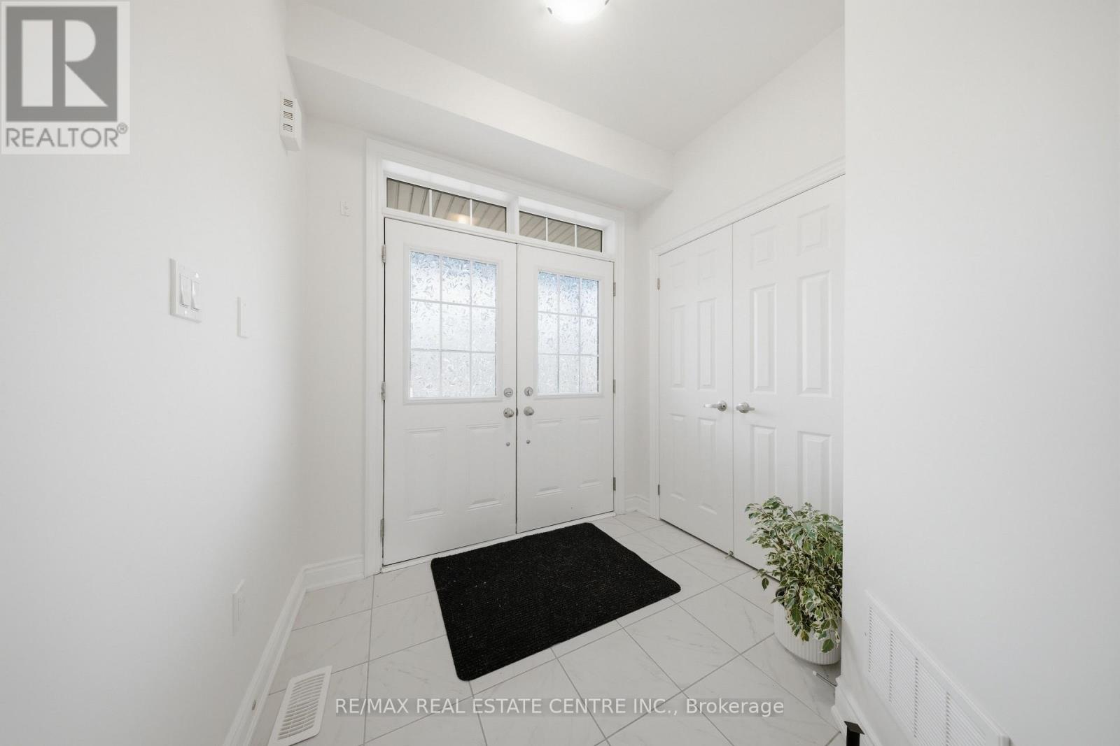 524 BROOKS STREET - 6
