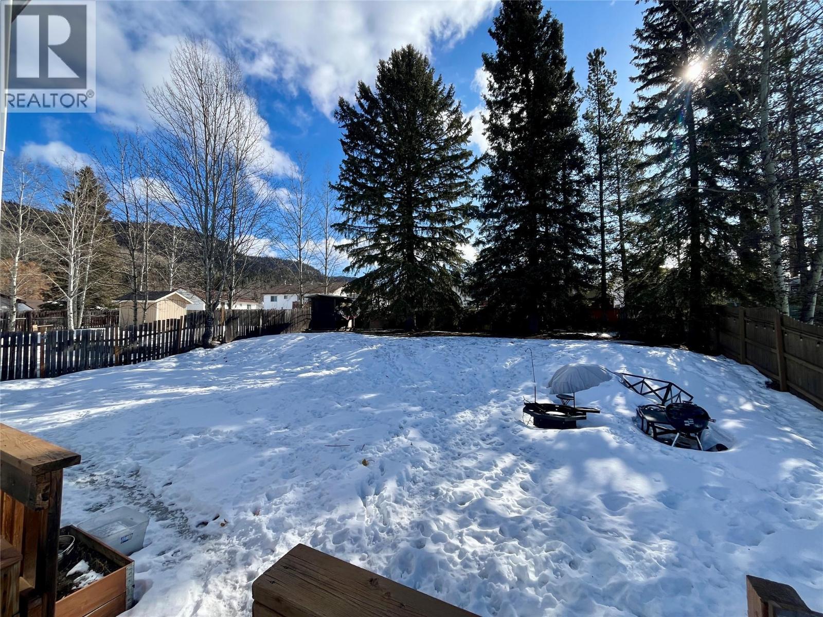 268 Murray Drive, Tumbler Ridge