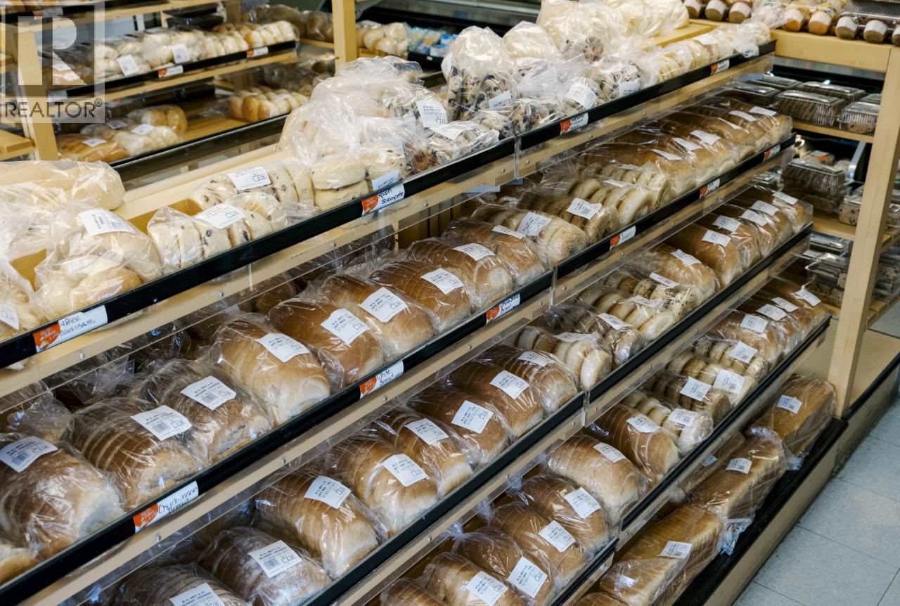 6030 Main Street Street, Oliver