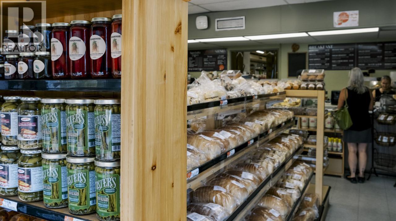 6030 Main Street Street, Oliver