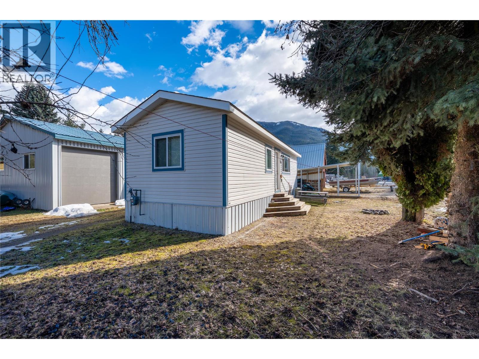 1204 Maplewood Street Unit# 1A, Revelstoke