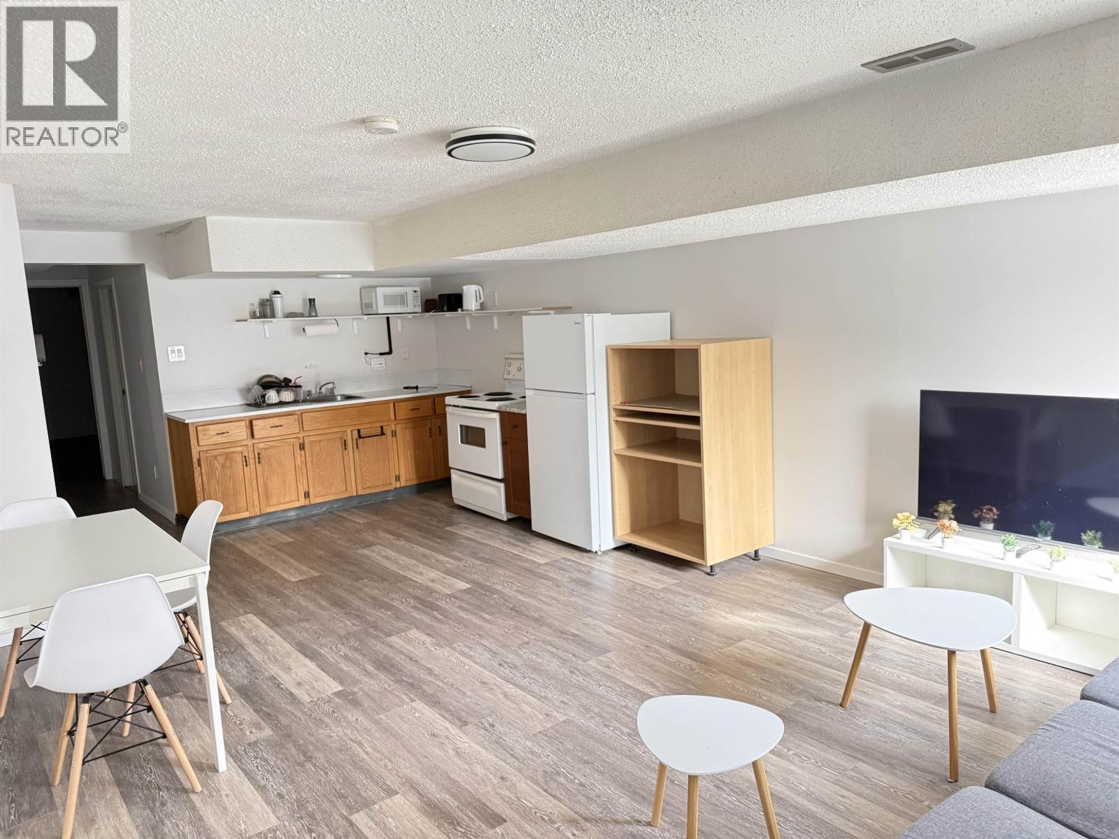 114-118 MCLEAN DRIVE - 7