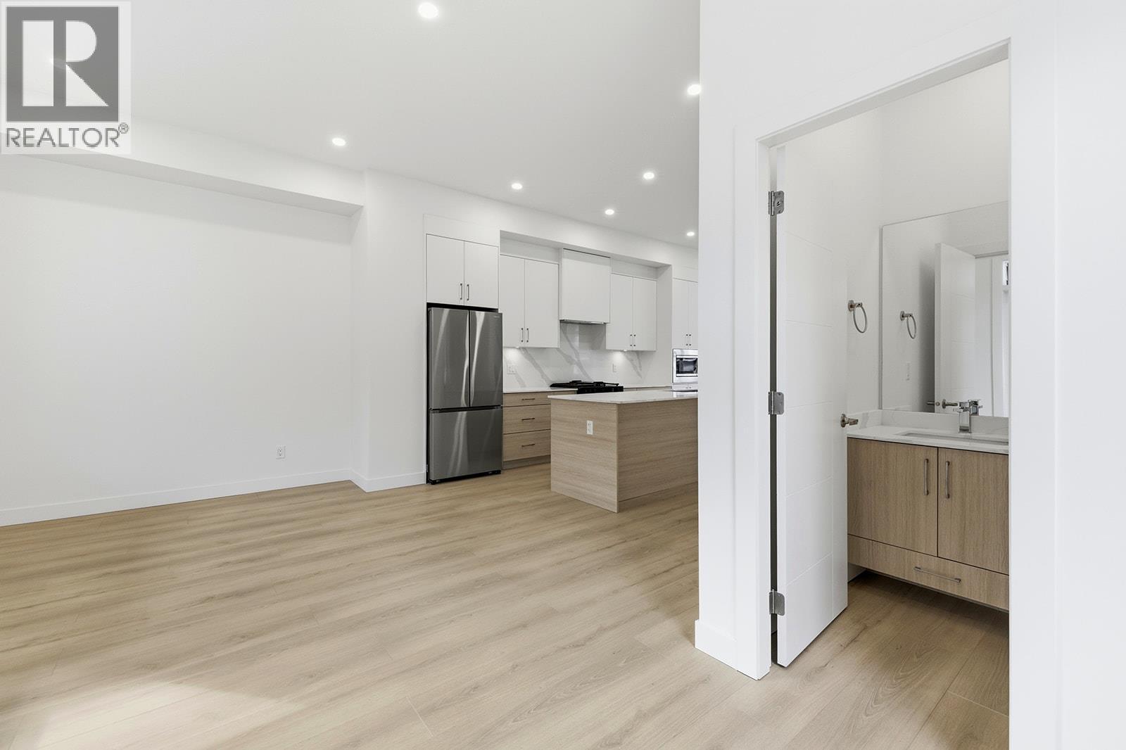 115 5300 Main Street, Kelowna