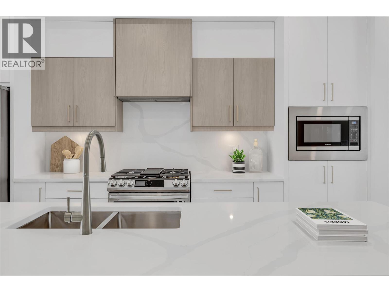 115 5300 Main Street, Kelowna