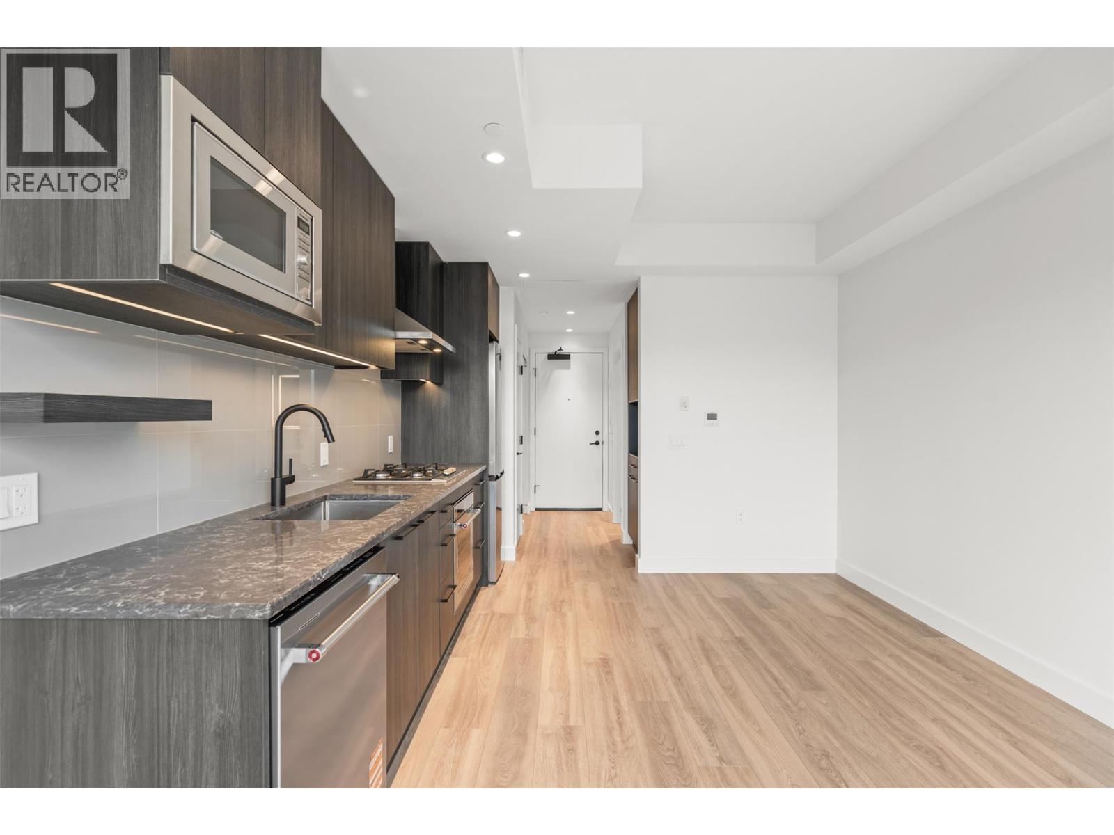 409 3051 Abbott Street, Kelowna