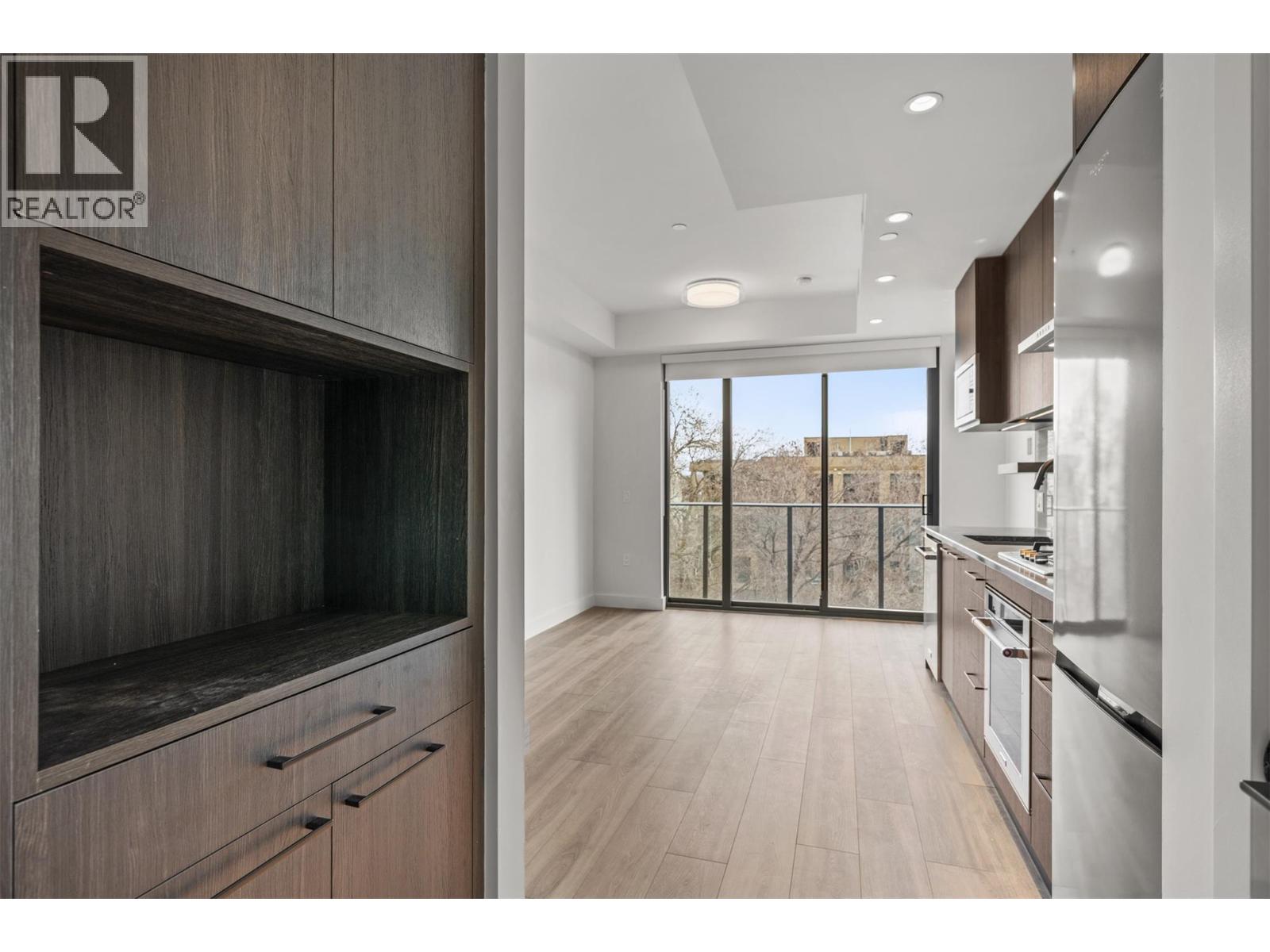 409 3051 Abbott Street, Kelowna