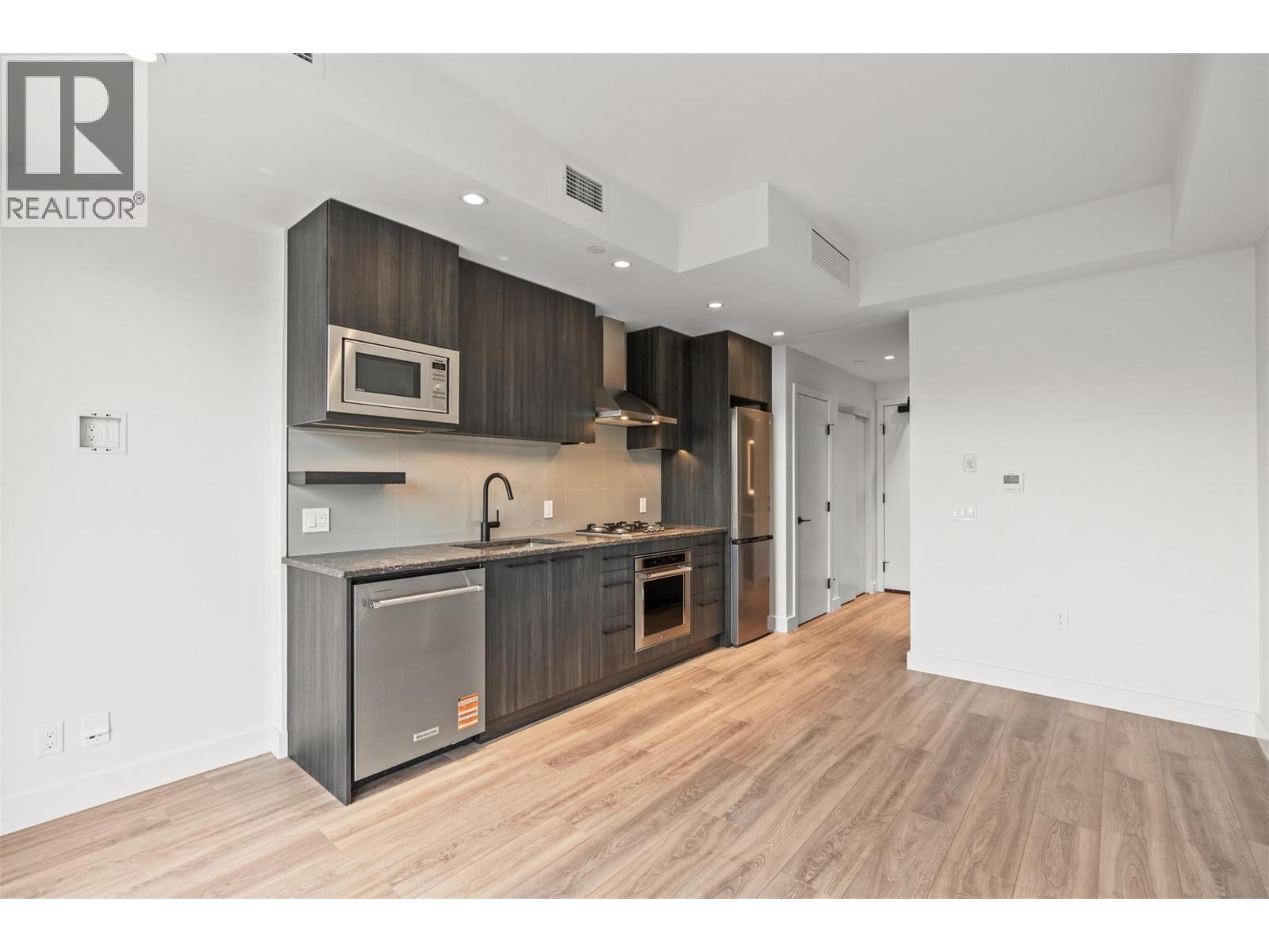 409 3051 Abbott Street, Kelowna