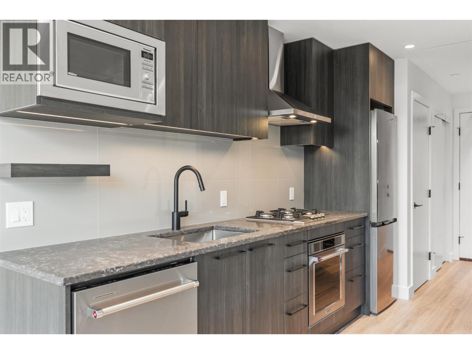 409 3051 Abbott Street, Kelowna