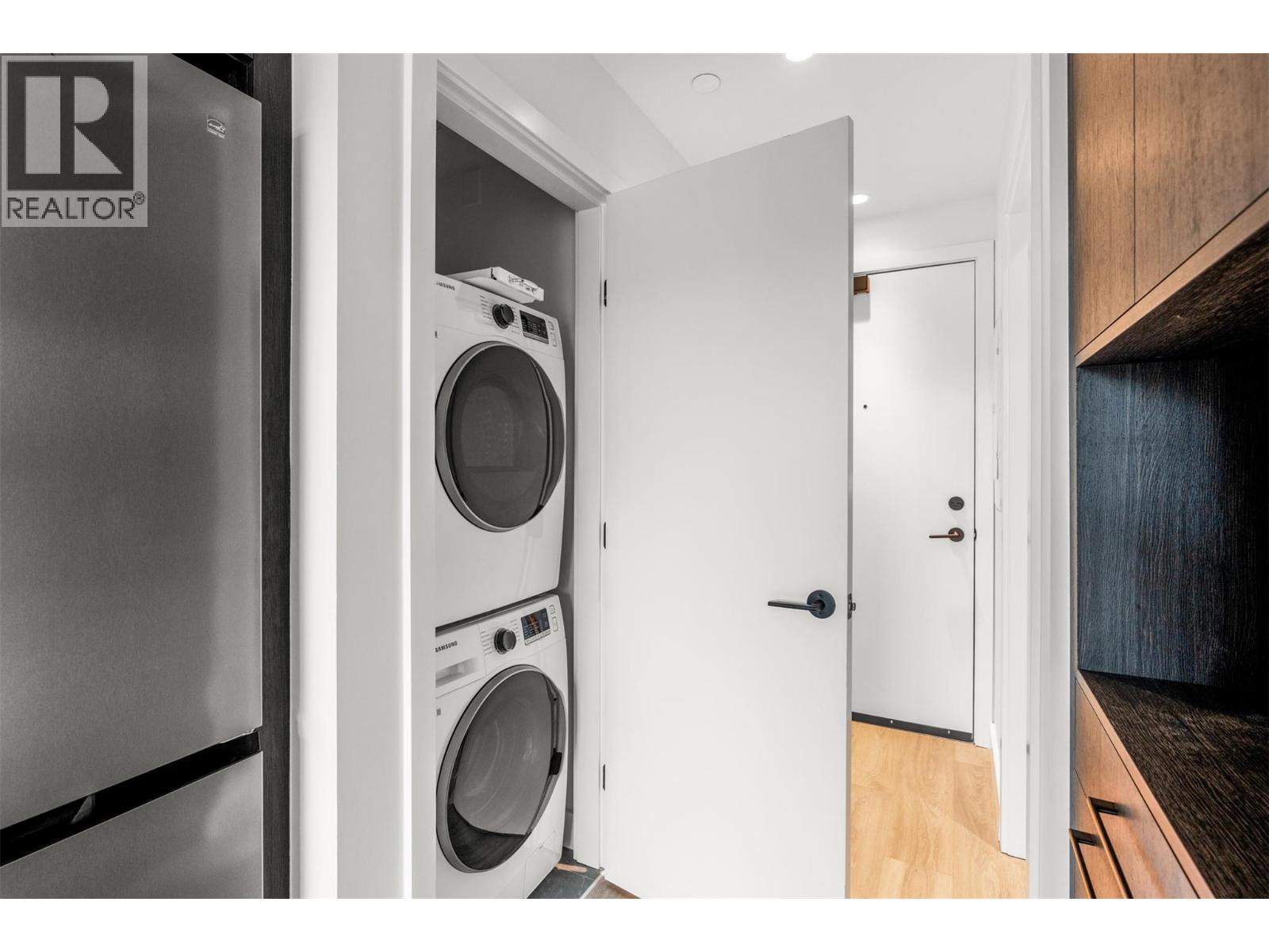 409 3051 Abbott Street, Kelowna