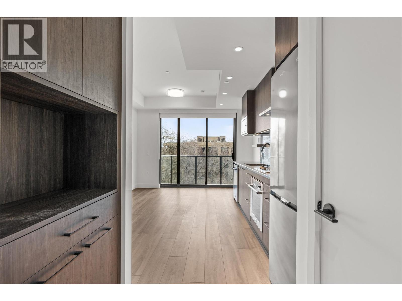 409 3051 Abbott Street, Kelowna