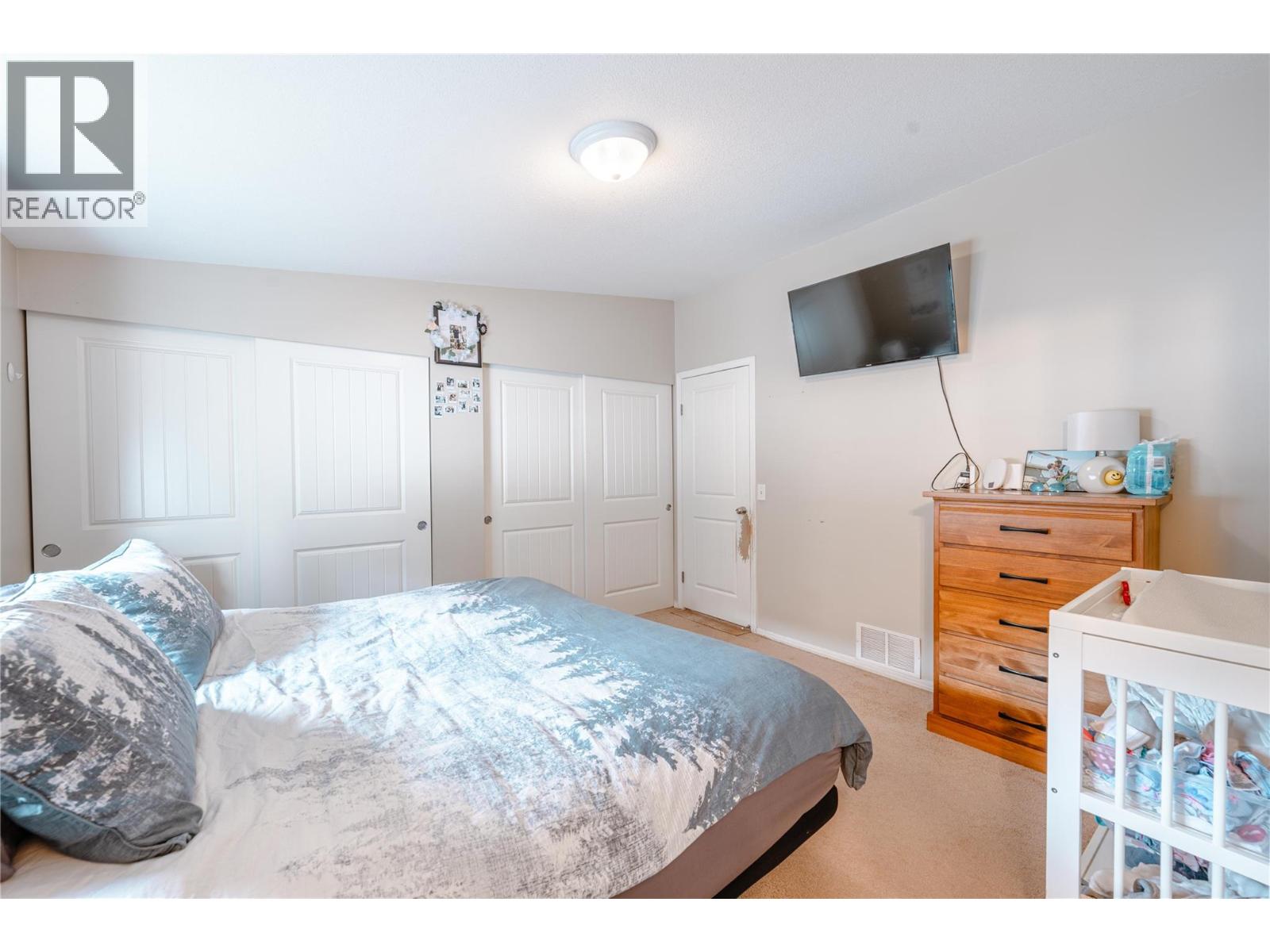 23 Johnson Way, Revelstoke