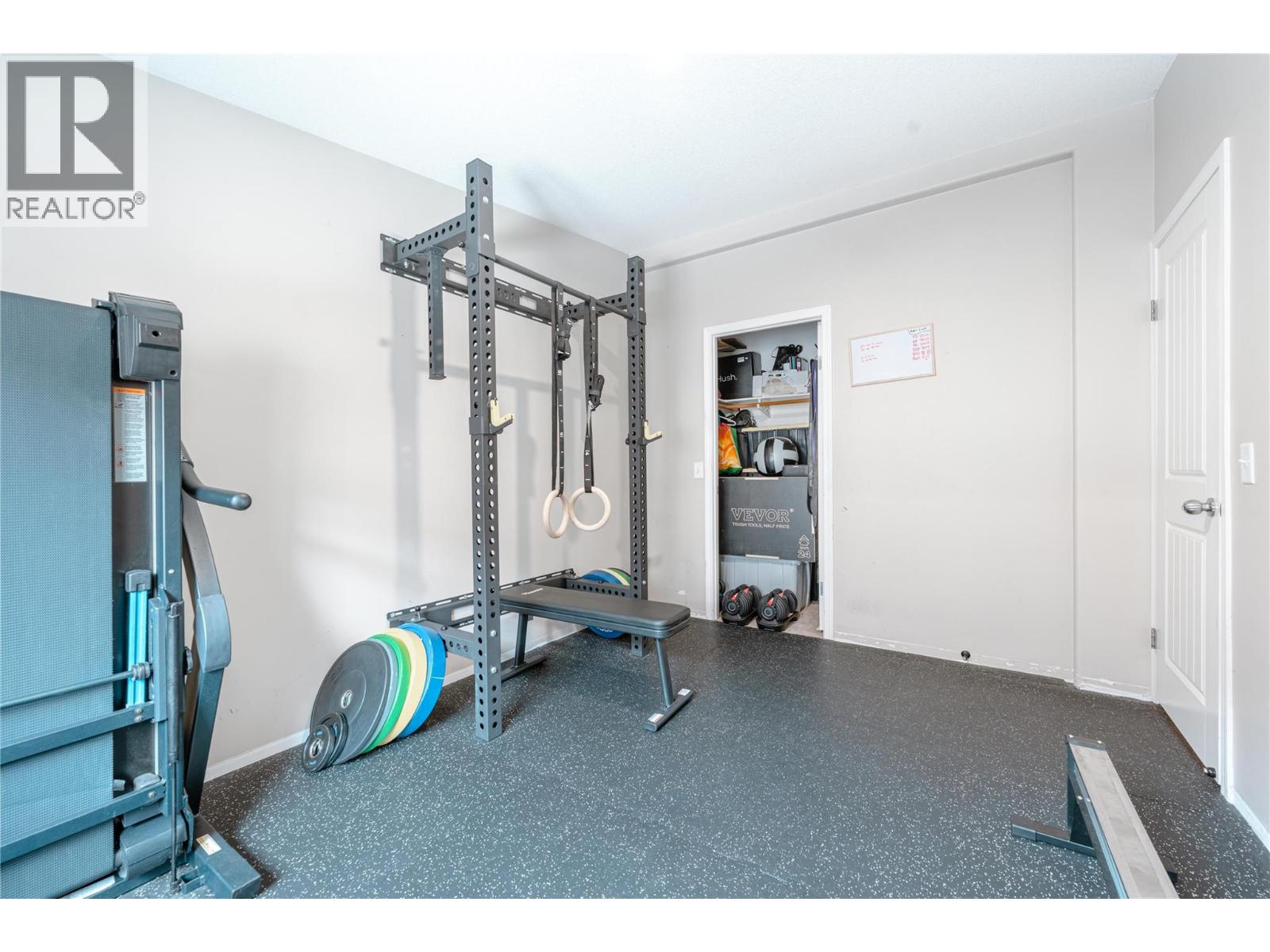 23 Johnson Way, Revelstoke