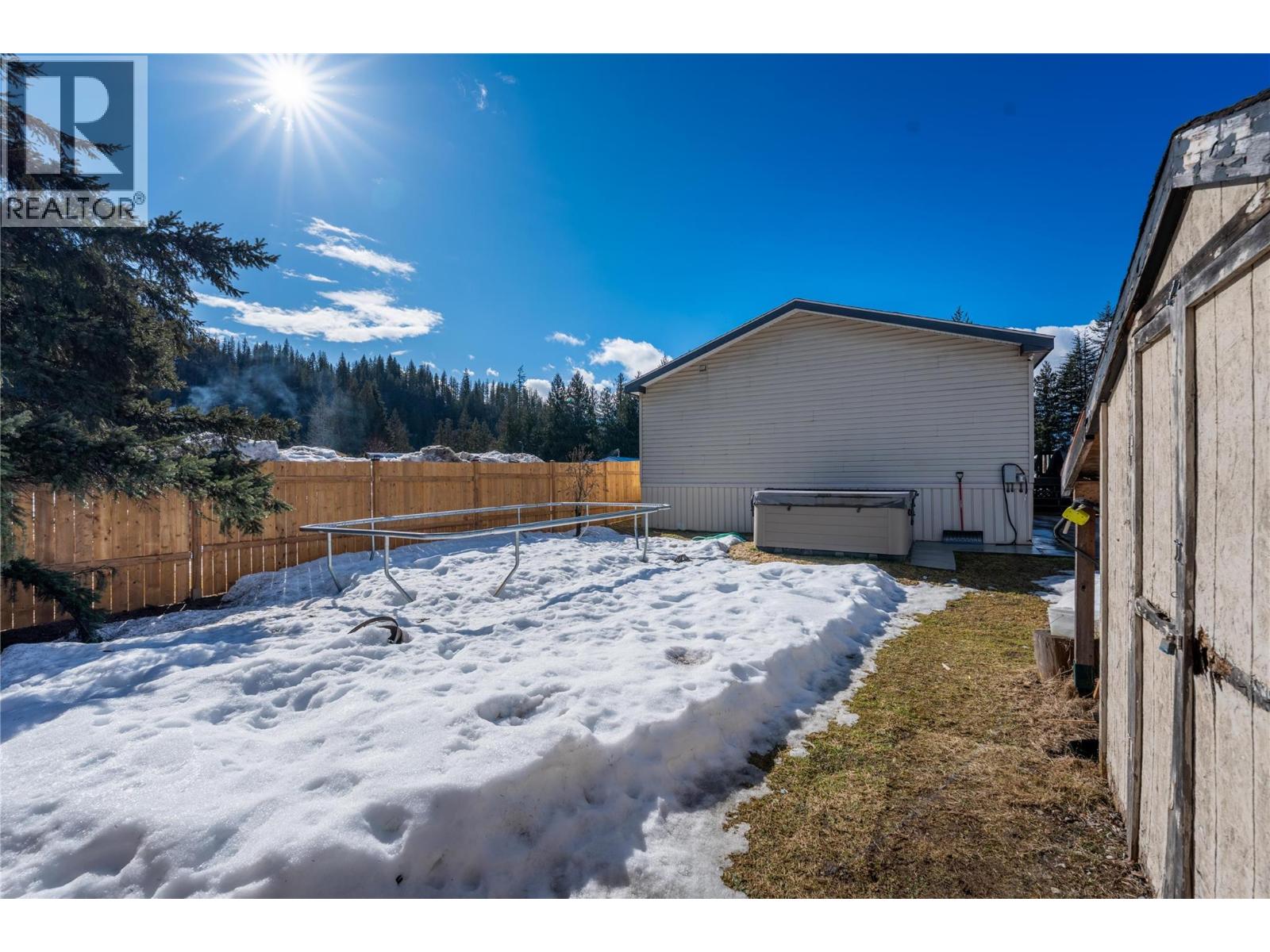 23 Johnson Way, Revelstoke