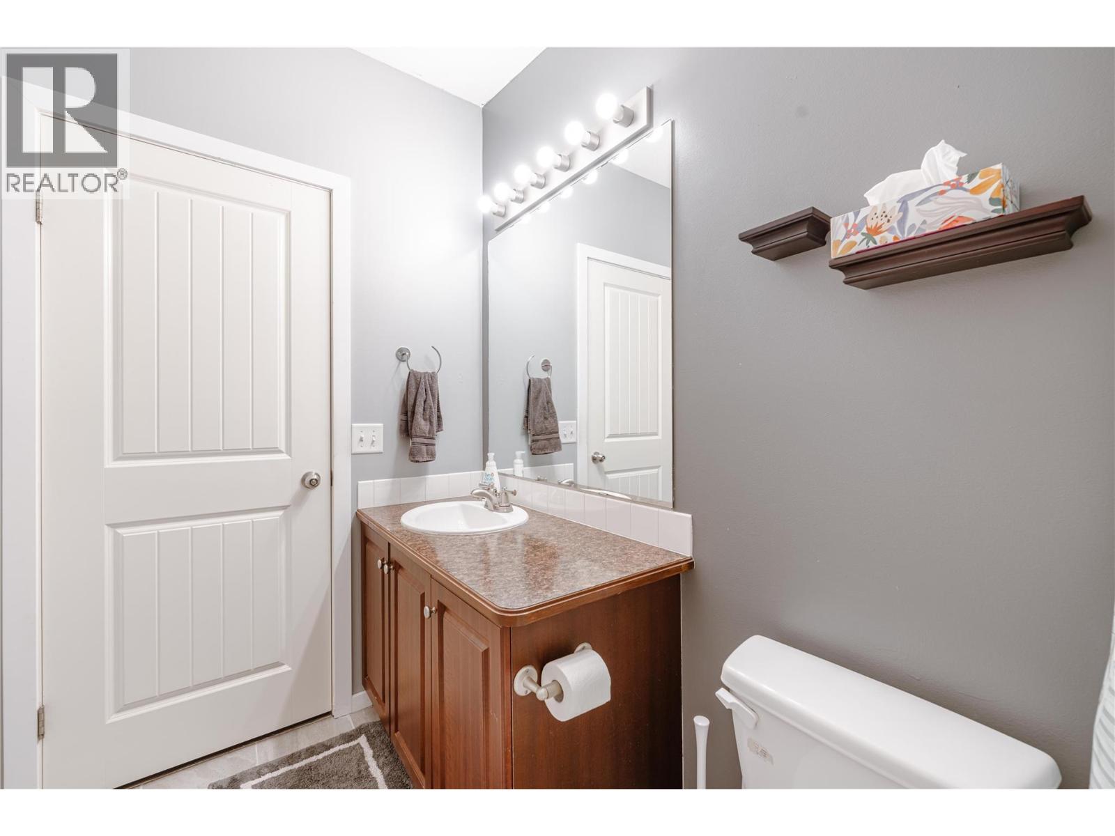 23 Johnson Way, Revelstoke