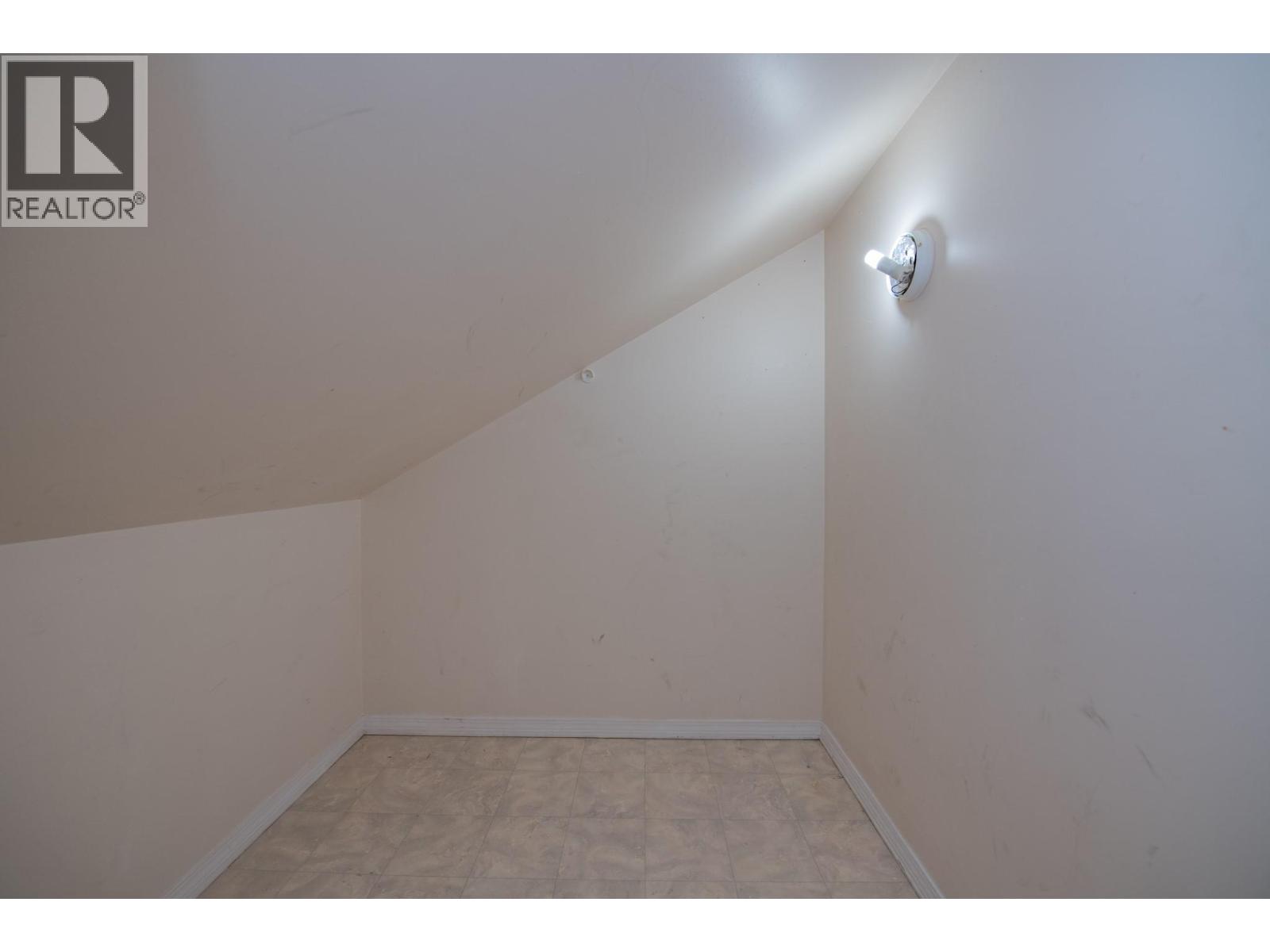 3414A 28th Avenue Unit# 2, Vernon