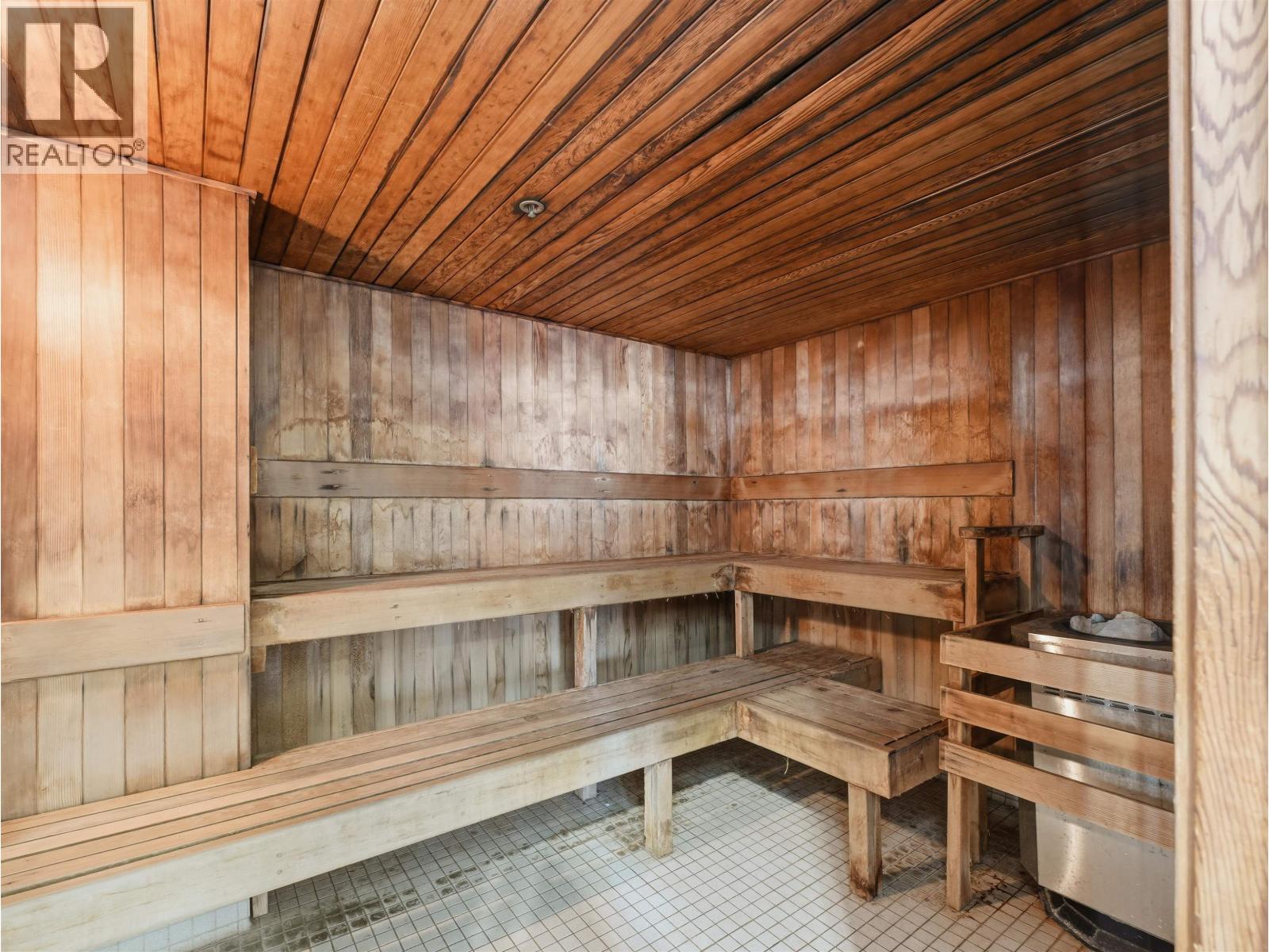 2201 400 CAPILANO ROAD, Port Moody