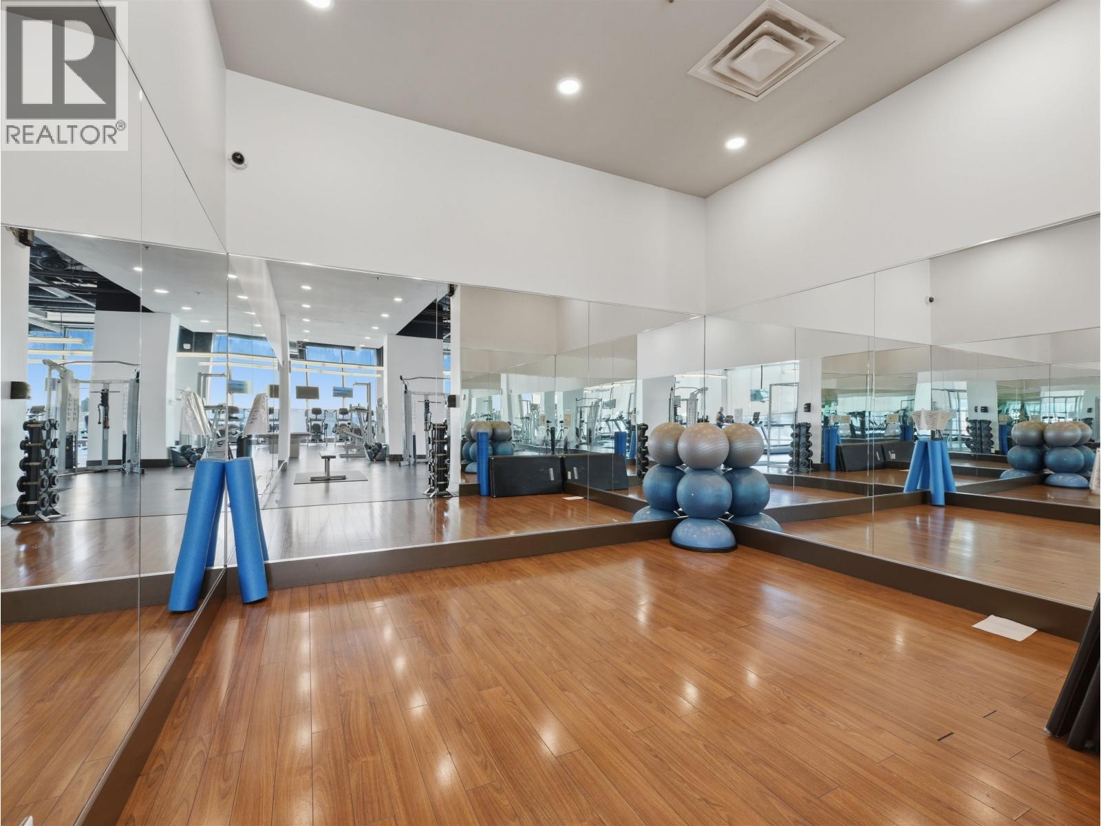 2201 400 CAPILANO ROAD, Port Moody