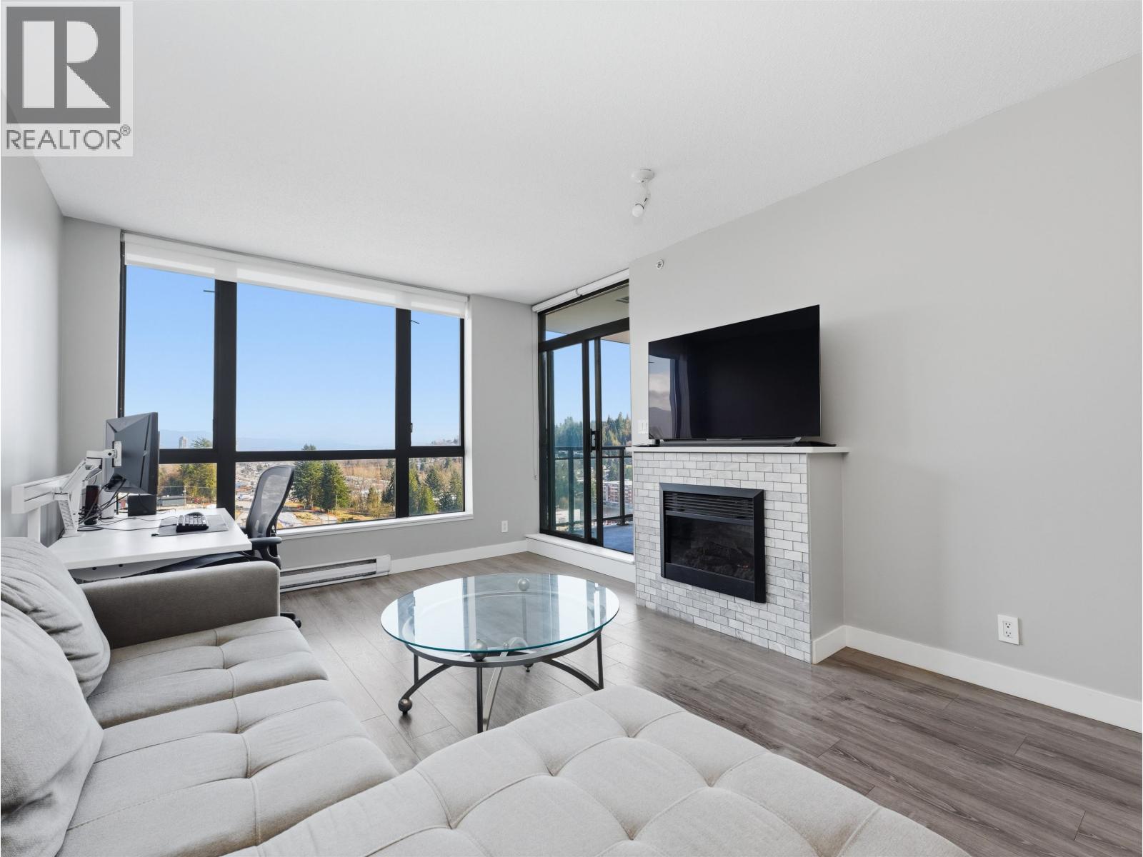 2201 400 CAPILANO ROAD, Port Moody