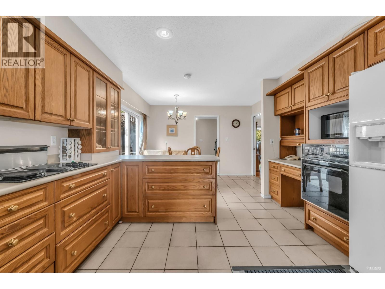 1181 CHARTWELL DRIVE, West Vancouver