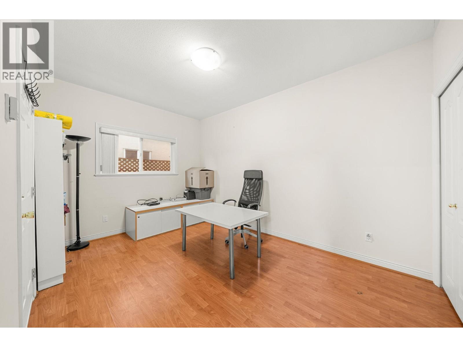 11851 RAILWAY Avenue, Richmond