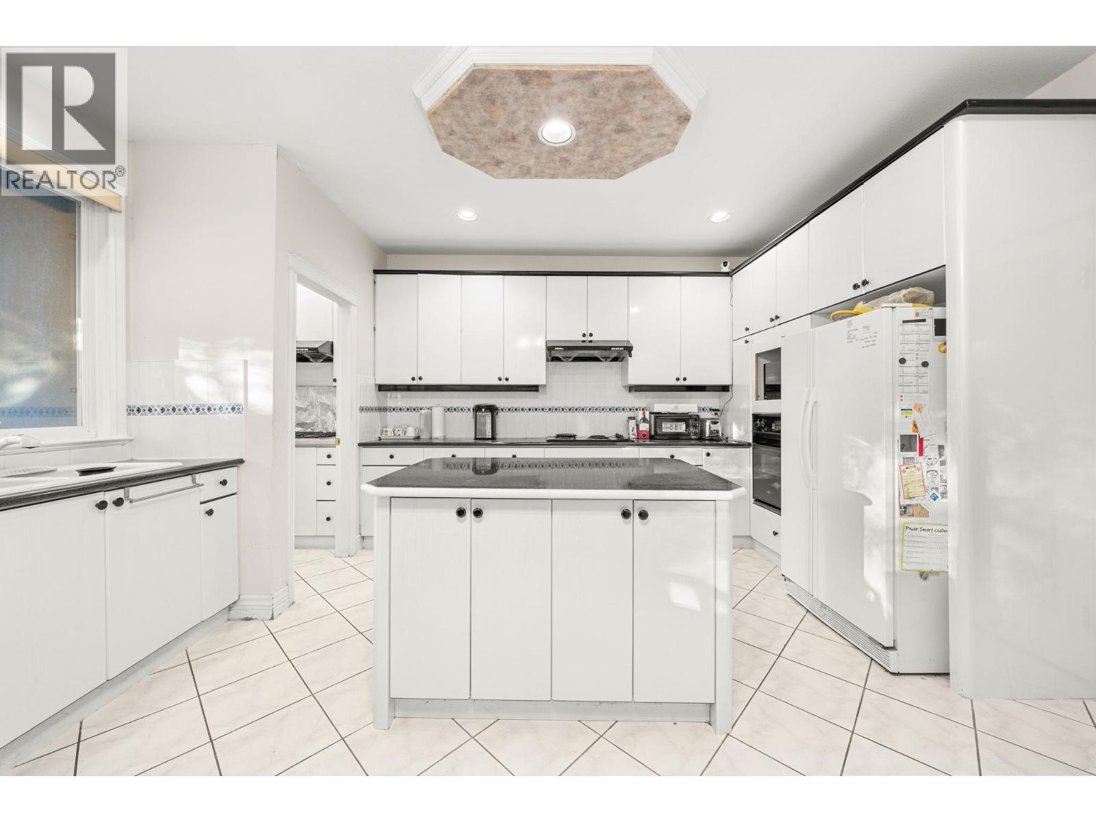 11851 RAILWAY Avenue, Richmond