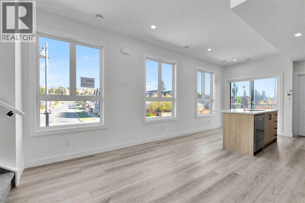 Single Family House for Sale in  Bowness Road NW Montgomery Calgary 