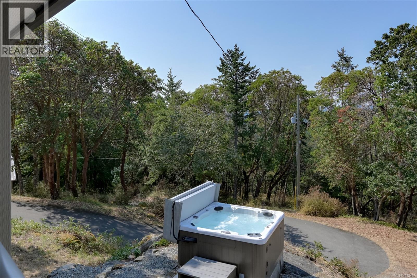  4801 Excelsior Road, Saanich