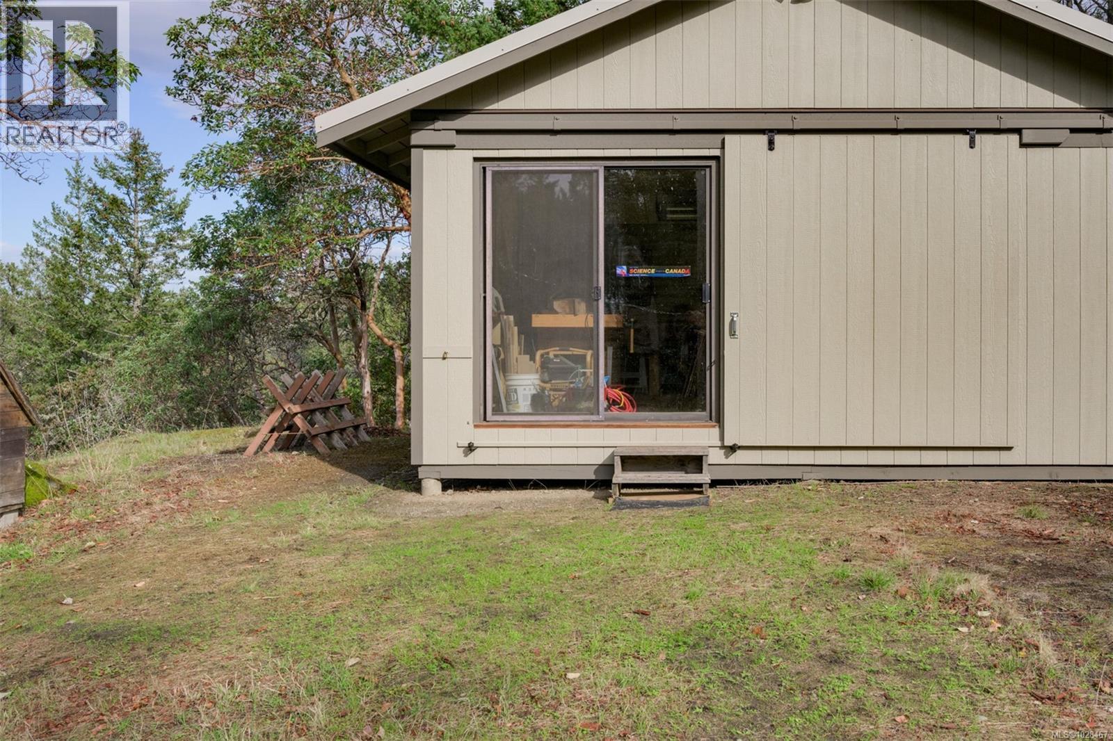  4801 Excelsior Road, Saanich