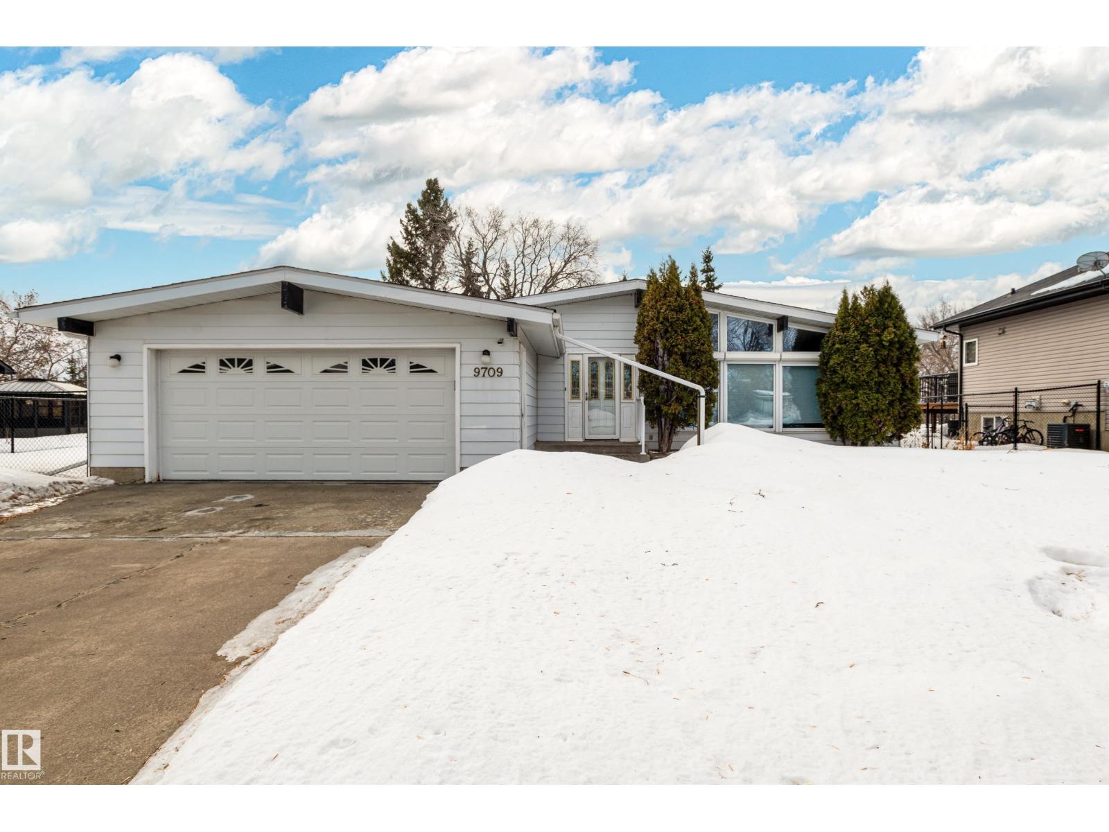 9709 90 AV, Fort Saskatchewan
