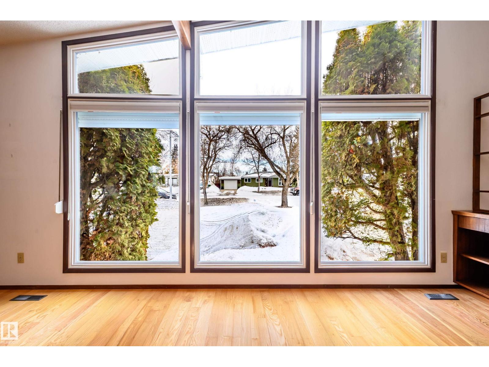 9709 90 AV, Fort Saskatchewan