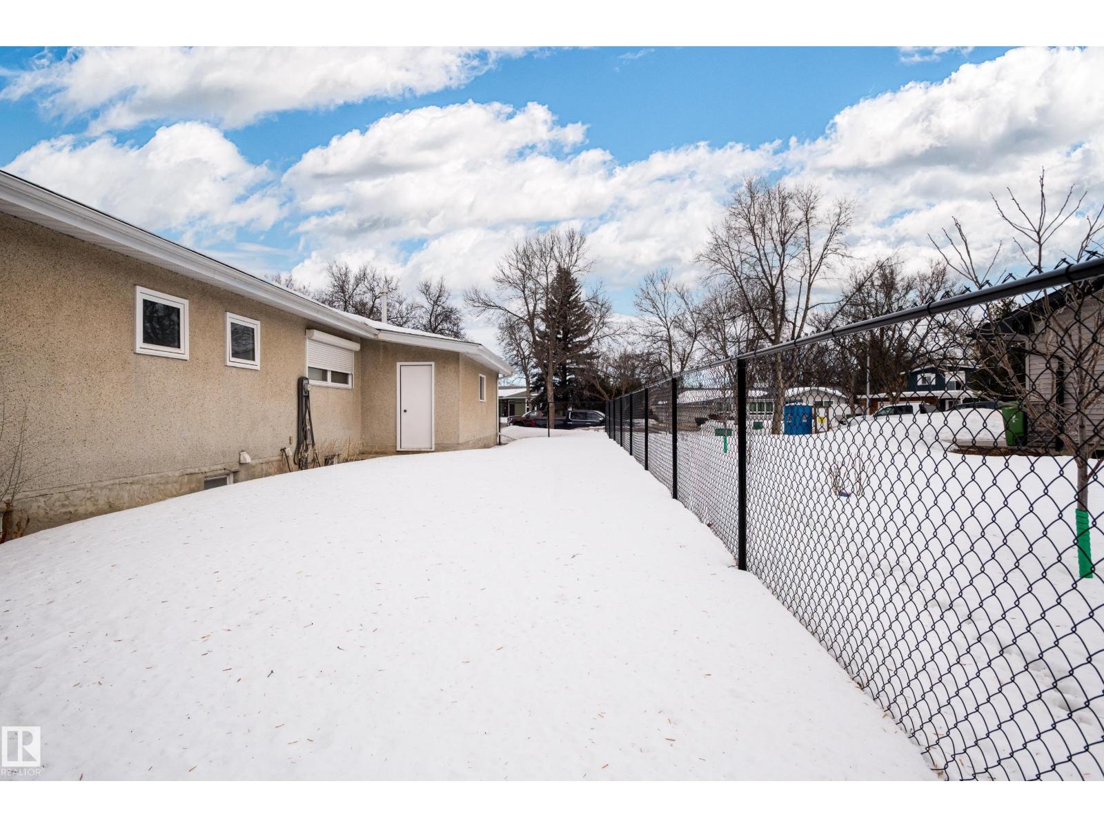 9709 90 AV, Fort Saskatchewan