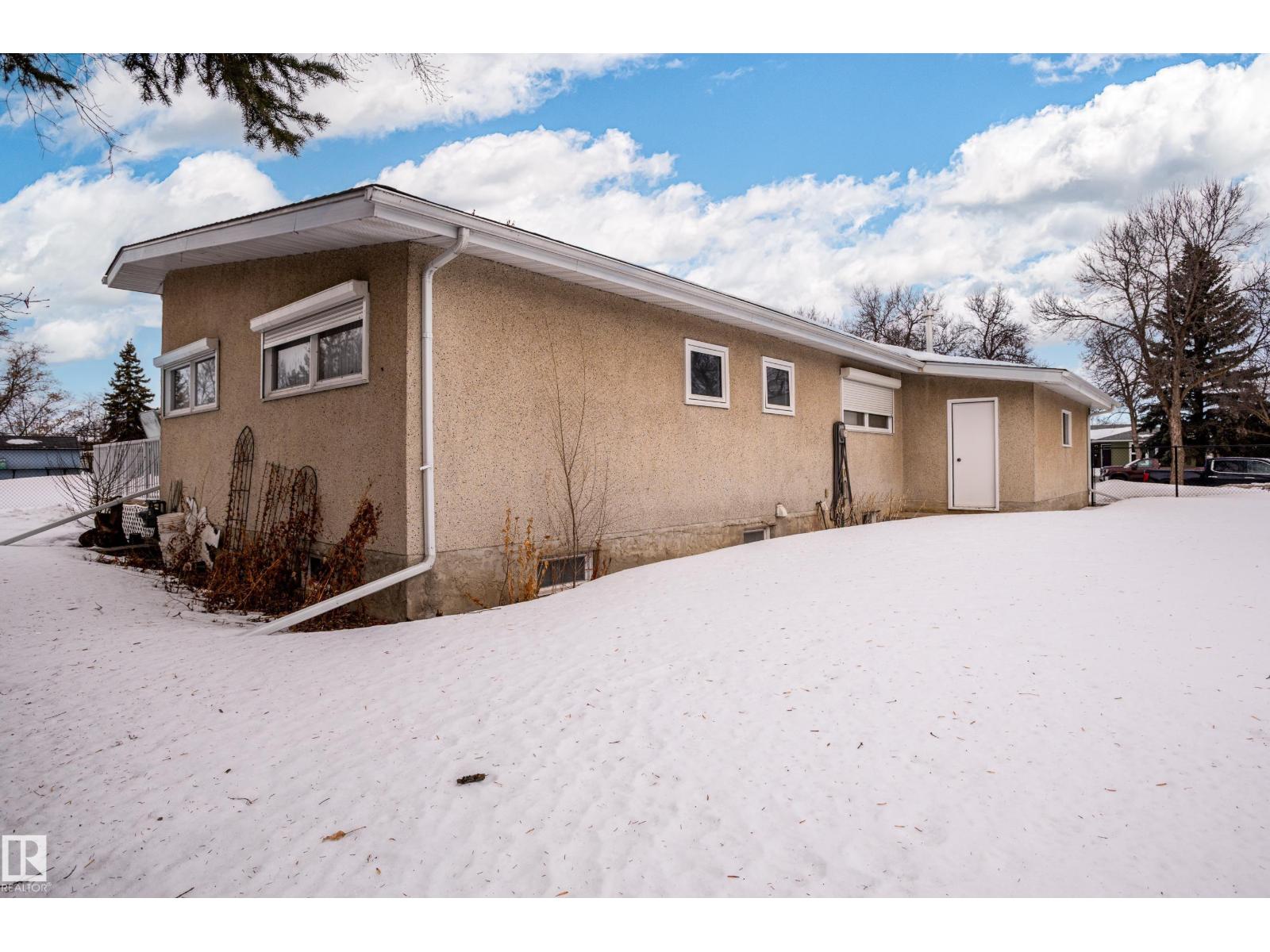 9709 90 AV, Fort Saskatchewan