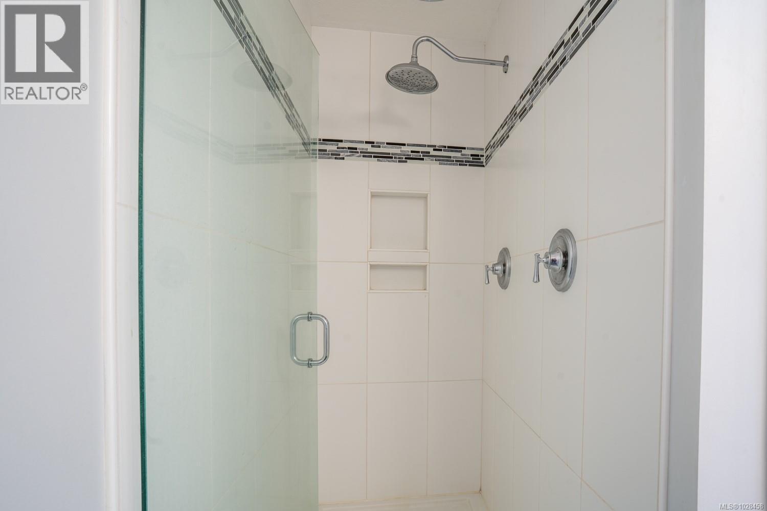 7465 FERNMAR RD - 21