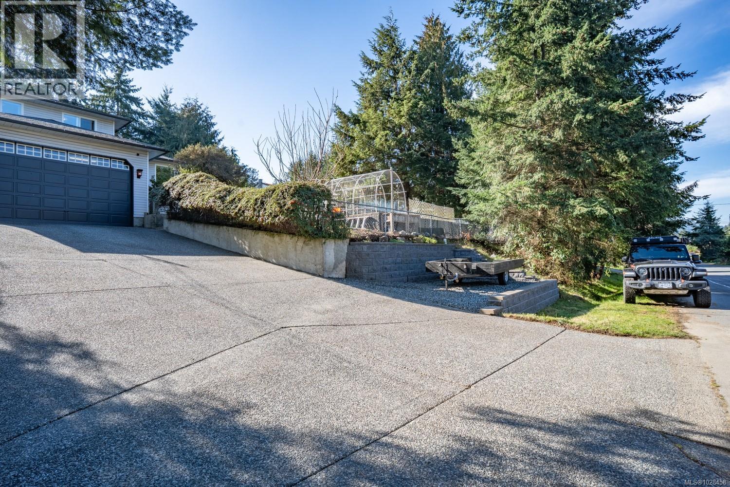 7465 FERNMAR RD - 30