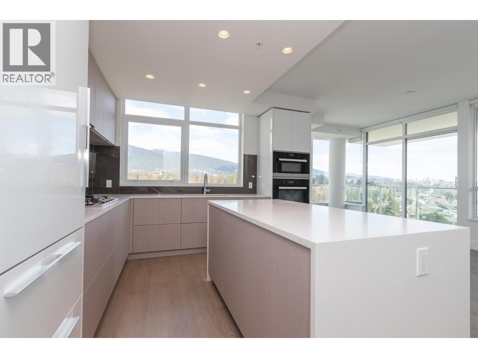 1701 1632 LIONS GATE LANE, North Vancouver