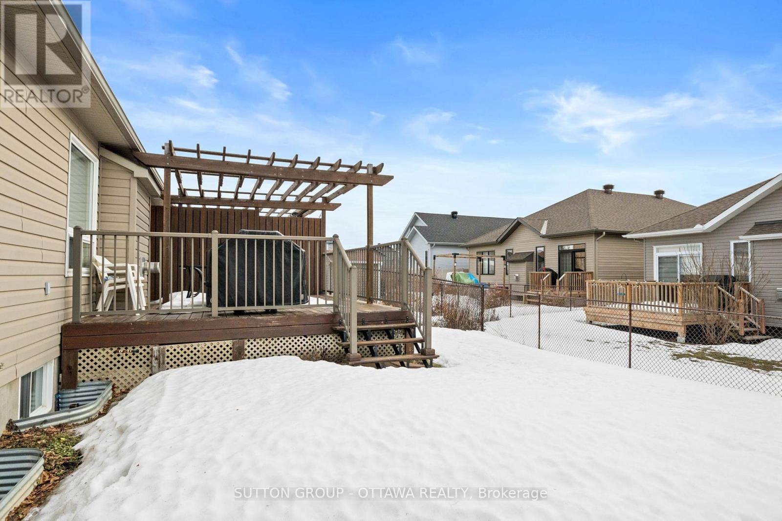 458 VAN DUSEN STREET — photo 20