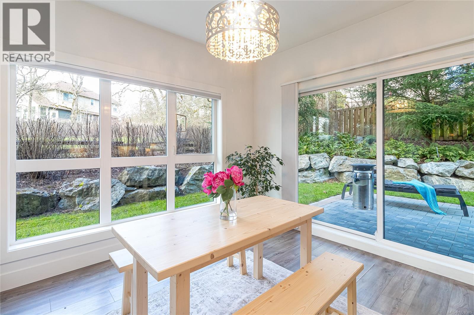 Single Family House for Sale in   Travino Lane Saanich 