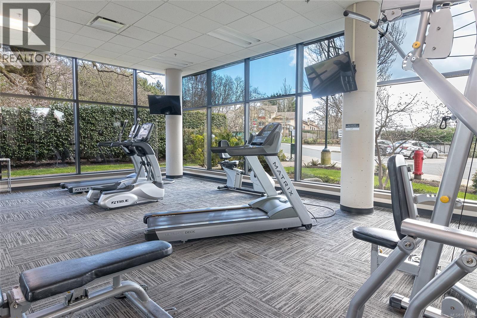 105 740 Travino Lane, Saanich, British Columbia