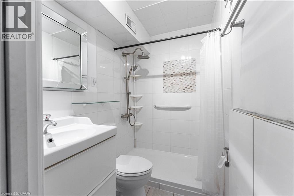 #607 30 SUMMIT AVENUE - 12