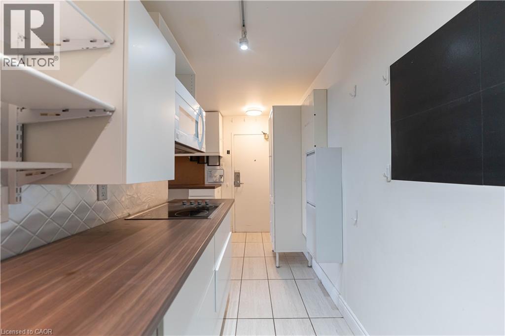 #607 30 SUMMIT AVENUE - 7