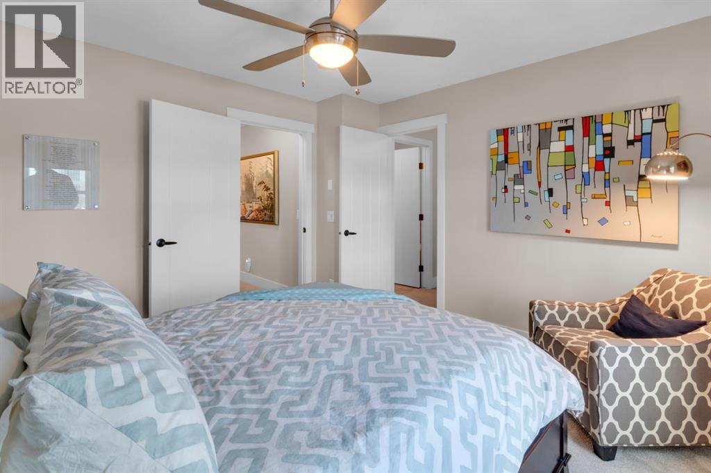 Single Family House for Sale in  Quarry Park Boulevard SE Douglasdale/Glen Calgary 